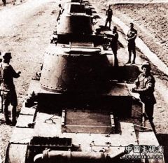 维克斯6吨坦克在上海.jpg