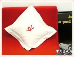 minion_cushion.jpg