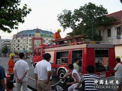 内部构造很复杂.JPG