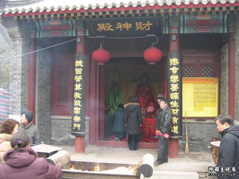 gallery_722_6_872721.jpg