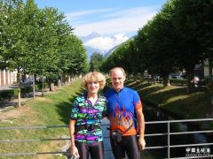 050_Bourg%20D'Oisans[1].jpg