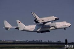 an-225a.jpg