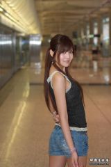 美女3