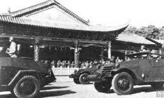 国民党德装师装备的M-3A1侦察车.jpg